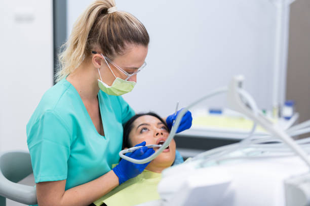 Best Emergency Dental Extractions in Ottawa Hills, OH